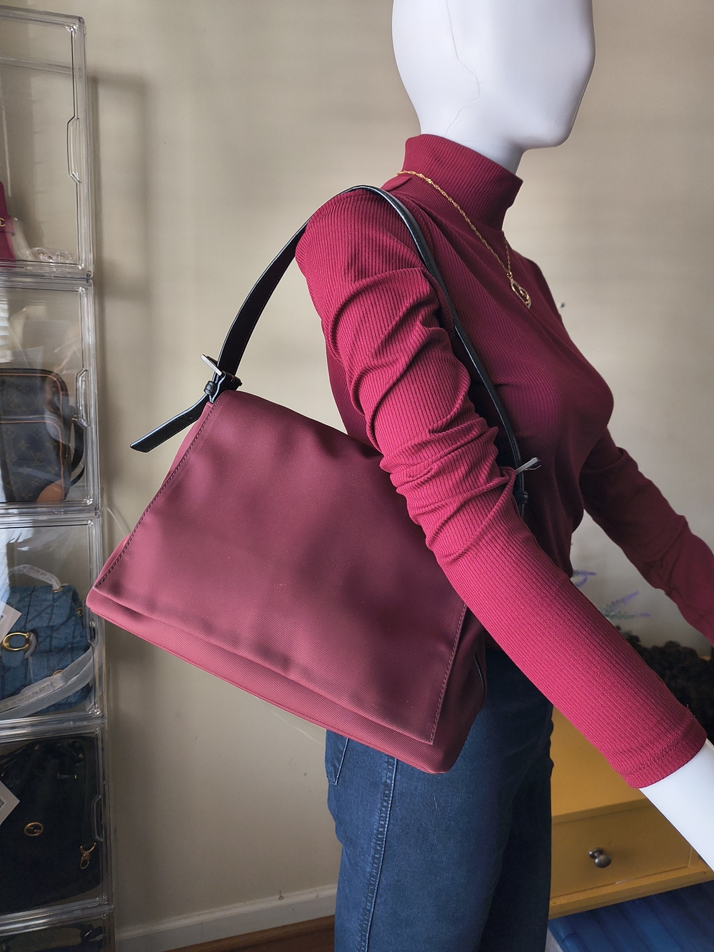 Authentic COACH Shoulder Bag - Maroon Nylon W/ Black Leather Trim - EUC - Picture 2 of 12